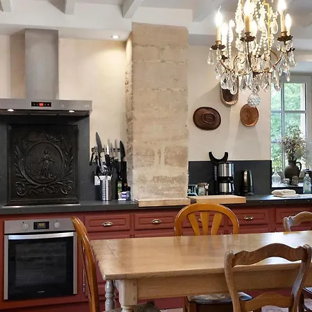 Feriehus Manor In Normandy With And Pool Lantheuil