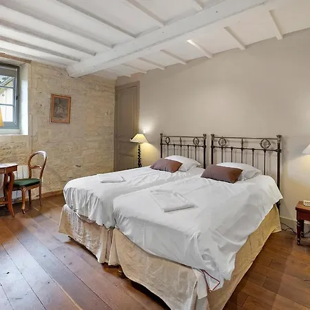 Nyaraló Manor In Normandy With And Pool