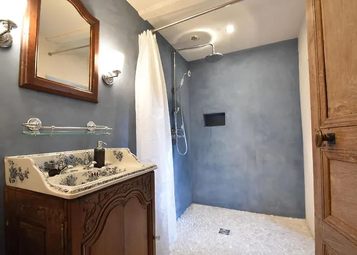 Manor In Normandy With And Pool Holiday home Lantheuil