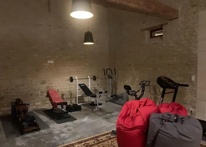 Holiday home Manor In Normandy With And Pool Lantheuil