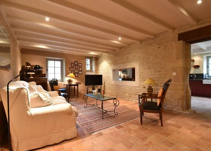 Holiday home Manor In Normandy With And Pool